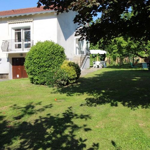 Extérieur du gîte privé de la Fontaine