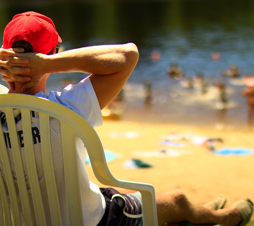 Surveillant de baignade au lac