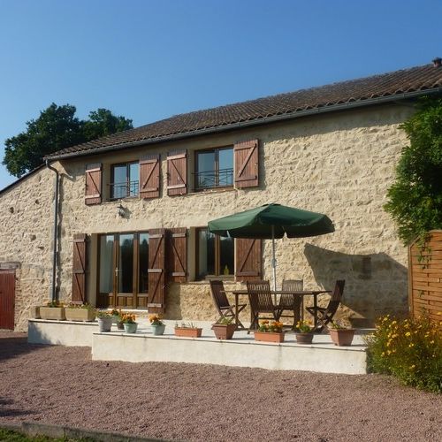 Extérieur du gîte privé l'hirondelle
